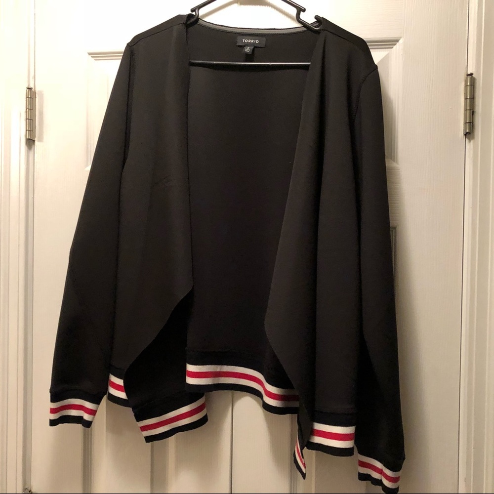 Torrid black Jacket Size 2 NWOT